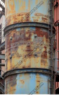 metal chimney rusty 0012